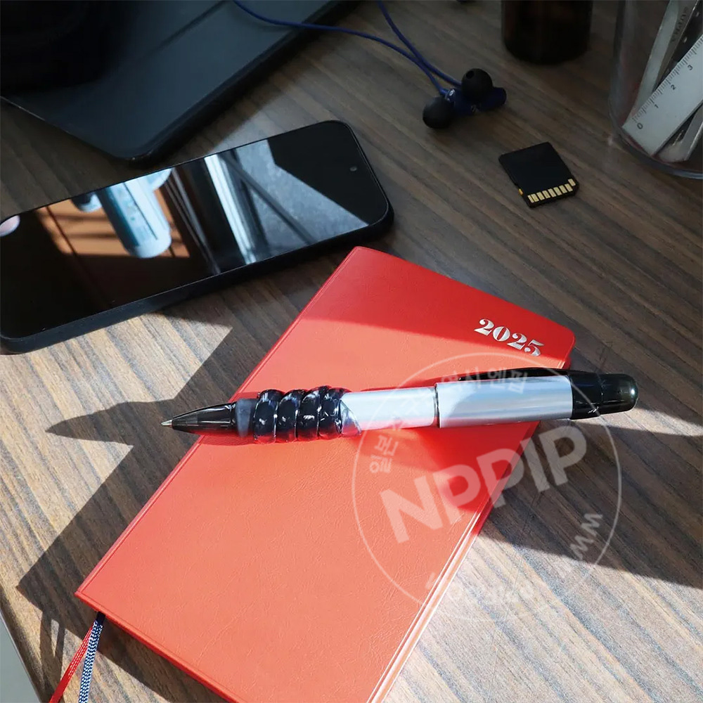 쿠츠와 프뉴 스파이럴 실리콘 펜슬 연필 그립 홀더 6종