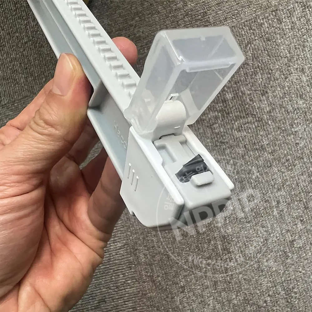 다이소 박스 사이즈 높이 조절 커터 칼