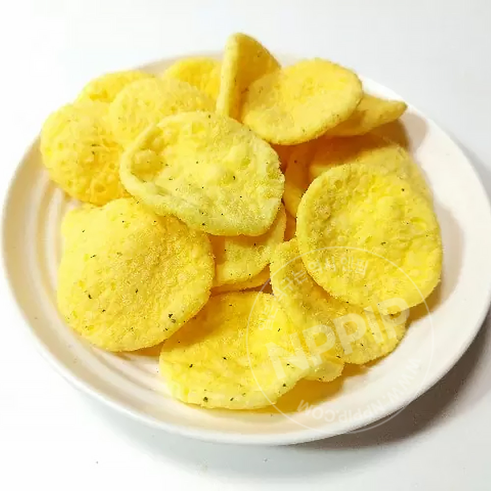 패밀리마트 히자츠키 마시마시 버터콘 센베이 25g