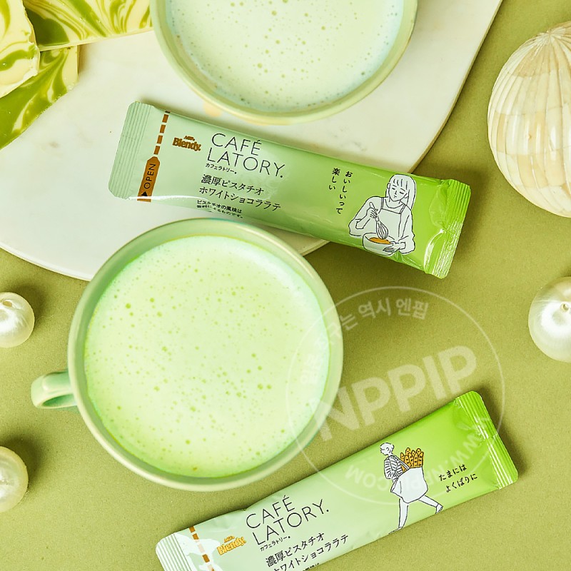 AGF Blendy 카페라토리 스틱 진한 피스타치오 화이트 쇼콜라 라떼 6개입