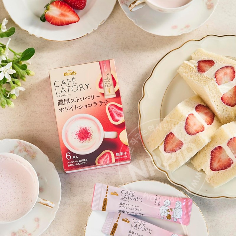 AGF Blendy 카페라토리 스틱 진한 스트로베리 화이트 쇼콜라 라떼 6개입