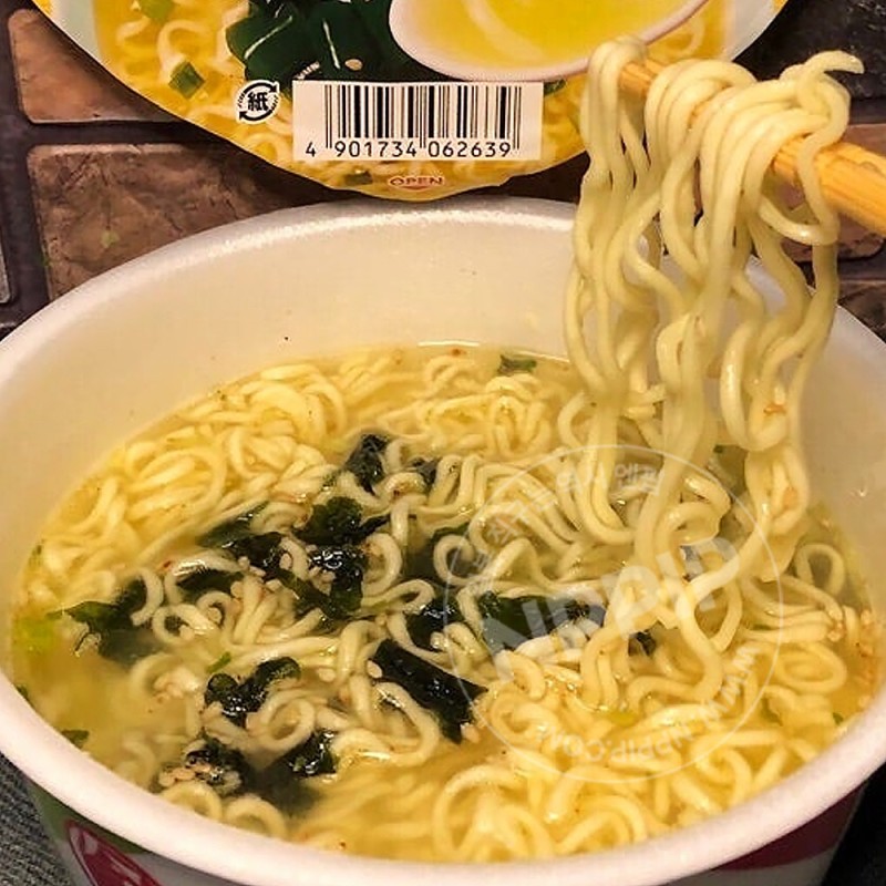 산요 삿포로이치방 시오라멘 돈부리 청귤향 컵라면 64g