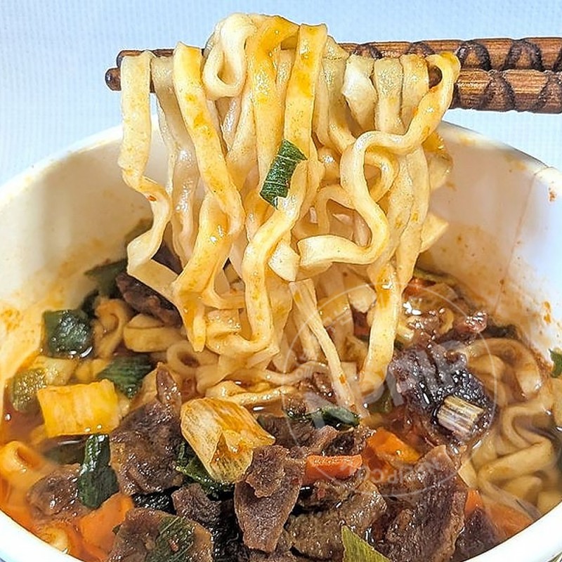 묘조 한류신면 매콤 소고기 찌개 라멘 97g 일본 컵라면