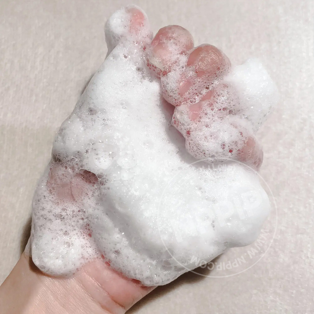 니베아 클리어뷰티 세안제 매우 촉촉한 타입 130g 콜라겐 EX 배합 클렌징폼