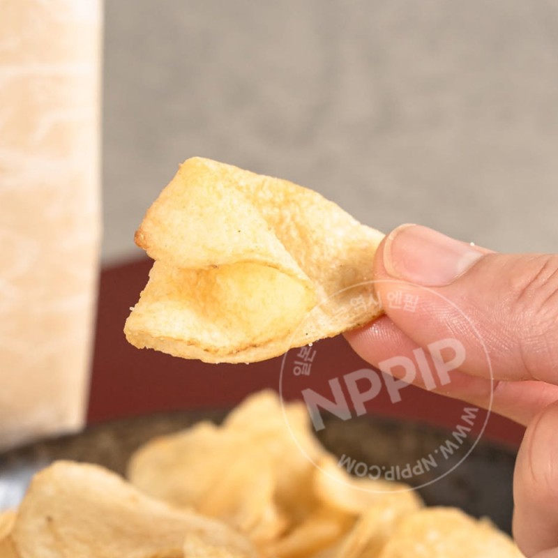 패밀리마트 가루비 카타아게 포테토 타쿠미 간장맛 60g