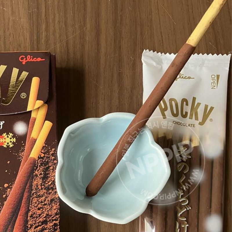 글리코 빼빼로 겨울의 쿠치토케 포키 코코아맛 2봉입