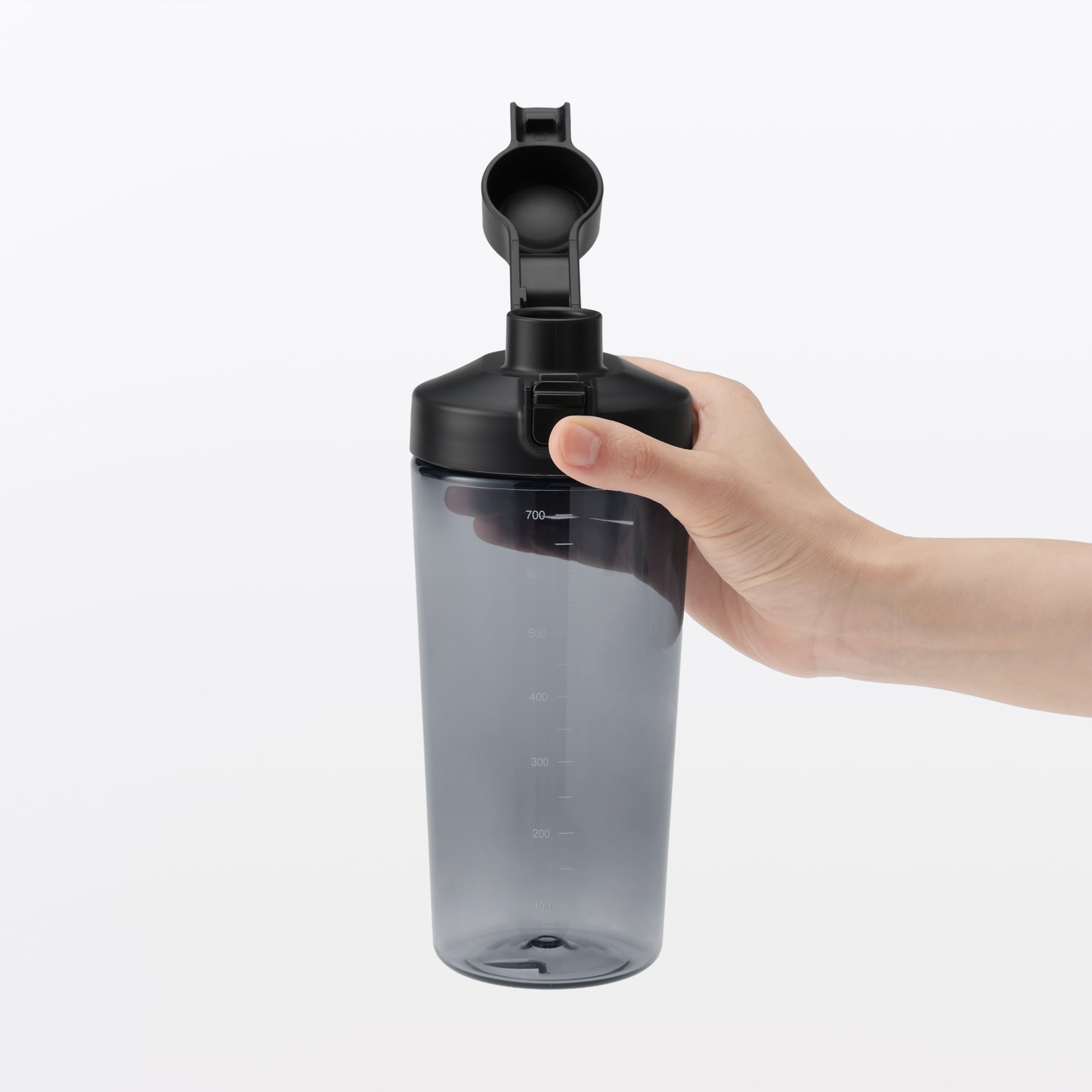 무인양품 입구가 넓어 씻기 쉬운 눈금 표시 원터치 보틀 블랙 700ml