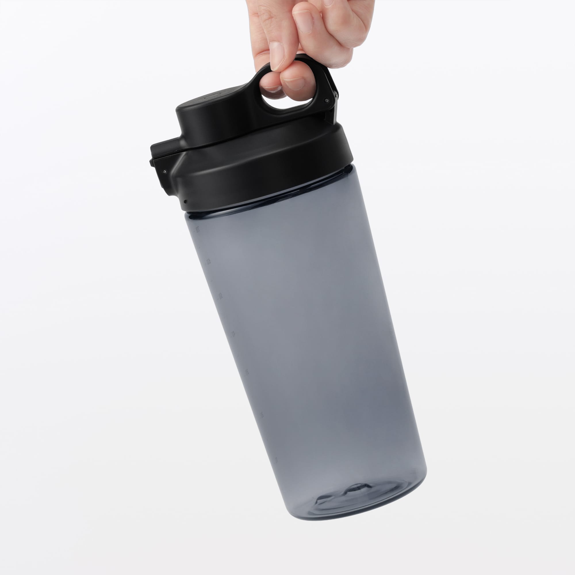 무인양품 입구가 넓어 씻기 쉬운 눈금 표시 원터치 보틀 블랙 700ml
