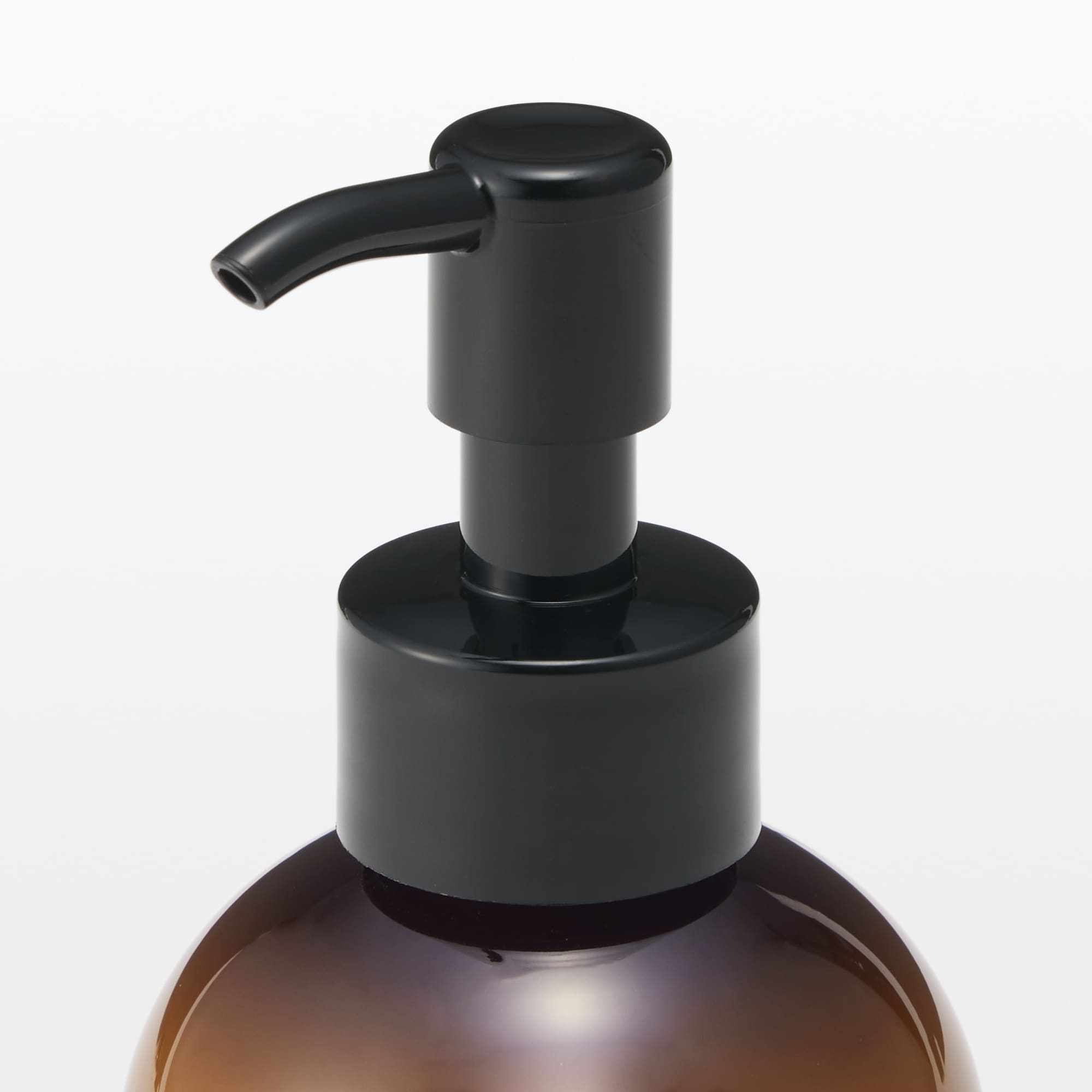 일본 무인양품 에센셜 오일 바디밀크 일랑일랑 오렌지향 300ml
