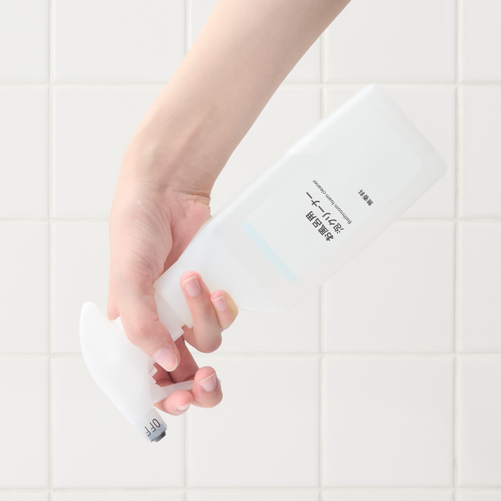 일본 무인양품 식물 유래 세정 성분 욕실용 거품 클리너 400ml