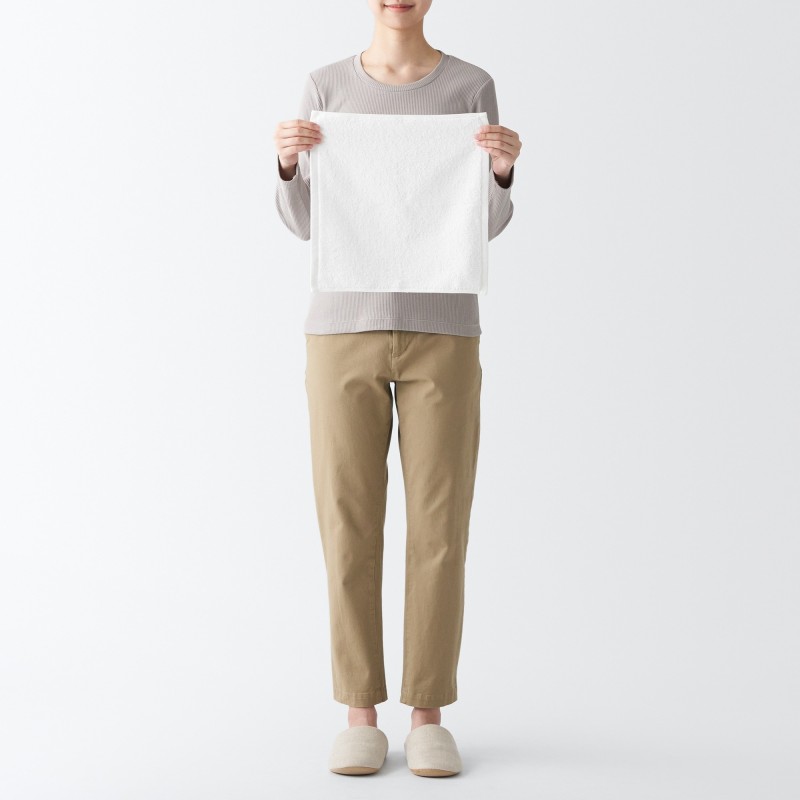 일본 무인양품 피부에 닿는 감촉이 부드러운 핸드 타월 34x35cm 오프화이트