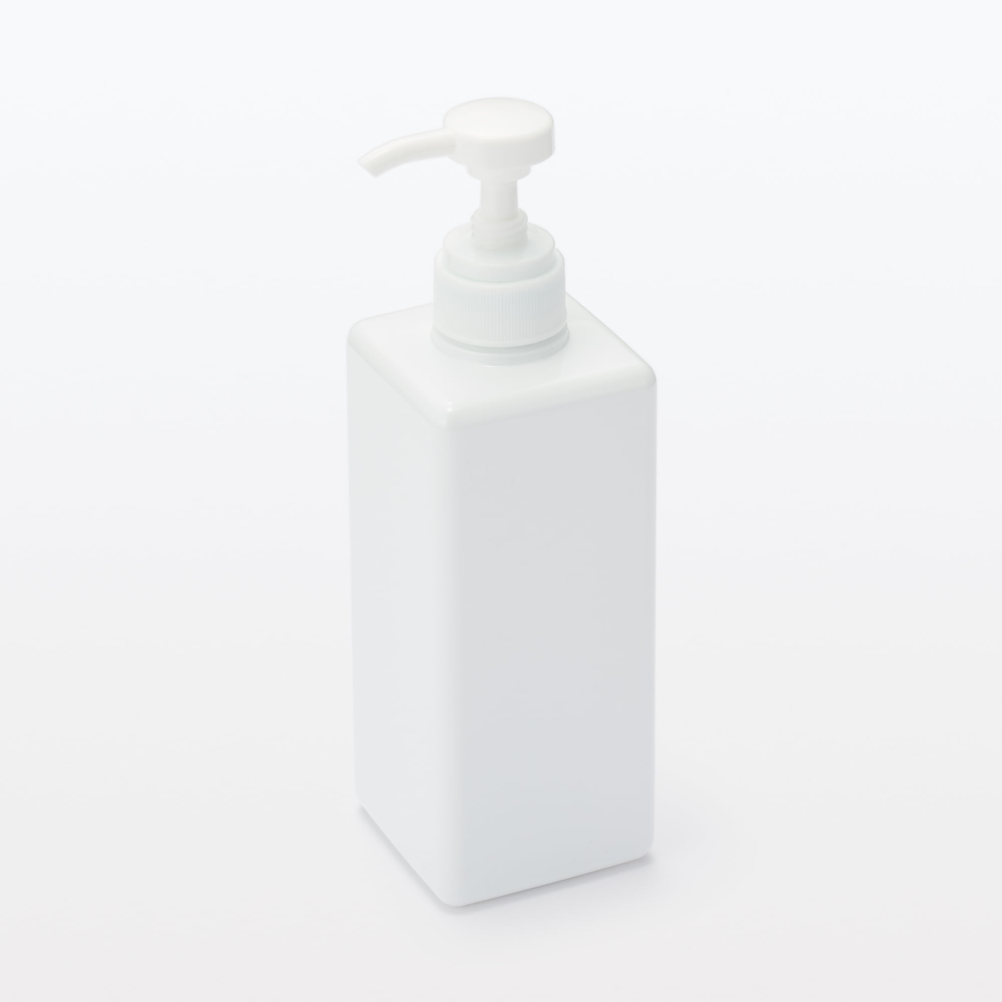 일본 무인양품 PET 리필 보틀 600ml 화이트