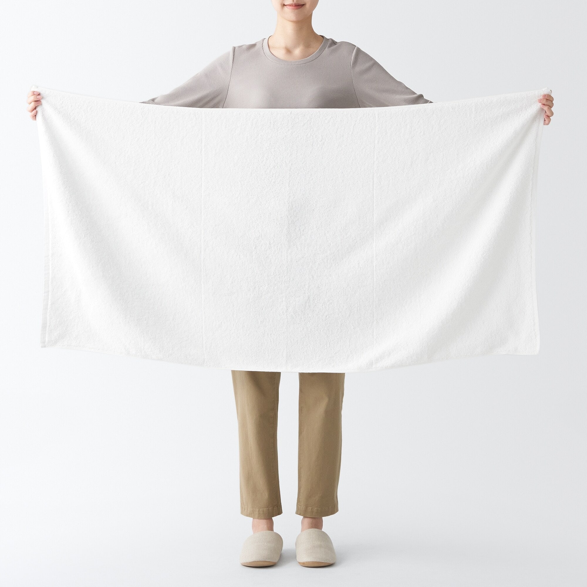 일본 무인양품 도톰한 파일 대형 목욕 타월 70x140cm 오프화이트