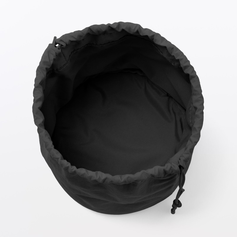 일본 무인양품 발수 재생 나일론 둥근 바닥 복주머니형 파우치 14x14x16cm 블랙