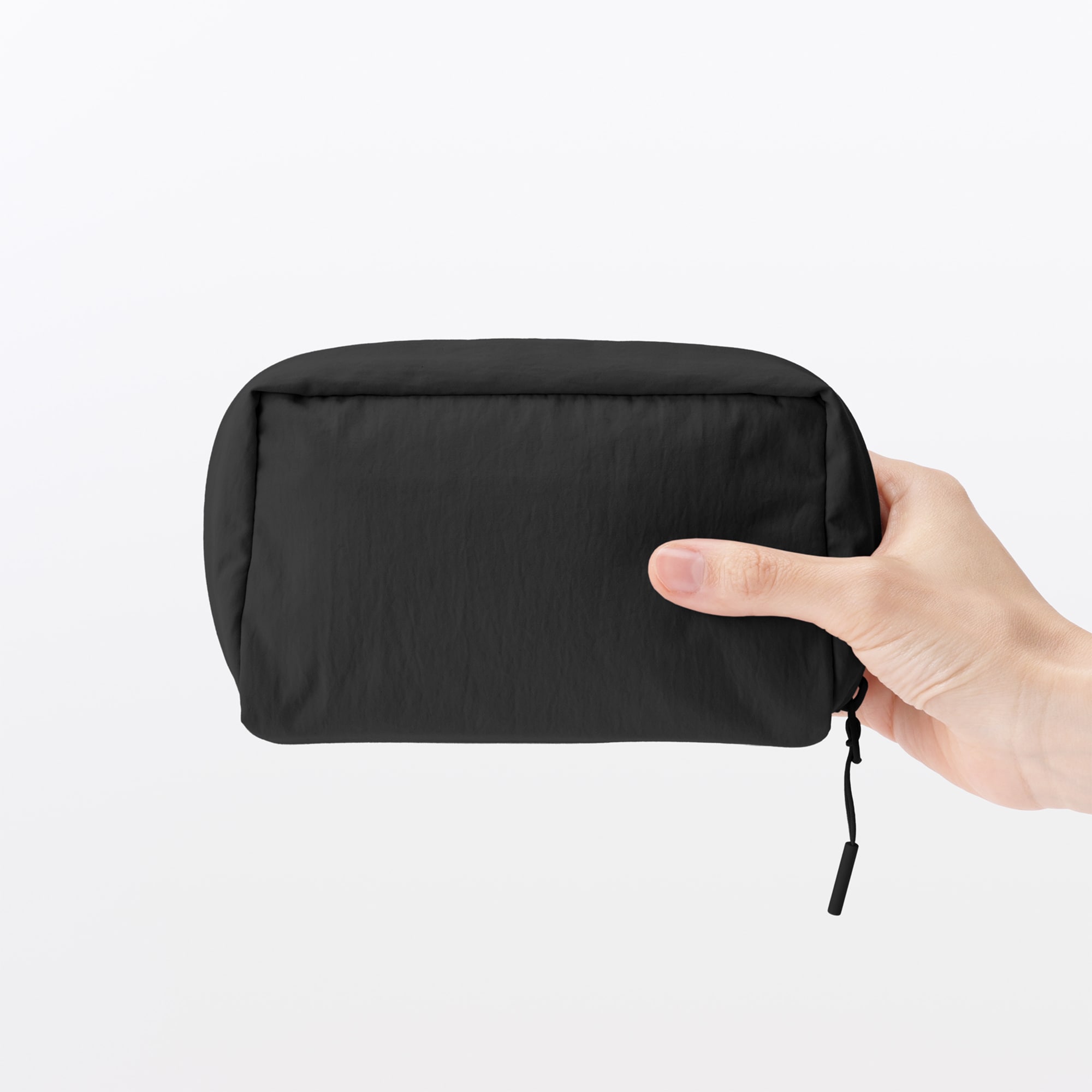 일본 무인양품 발수 재생 나일론 슬림 파우치 15x5x9cm 블랙